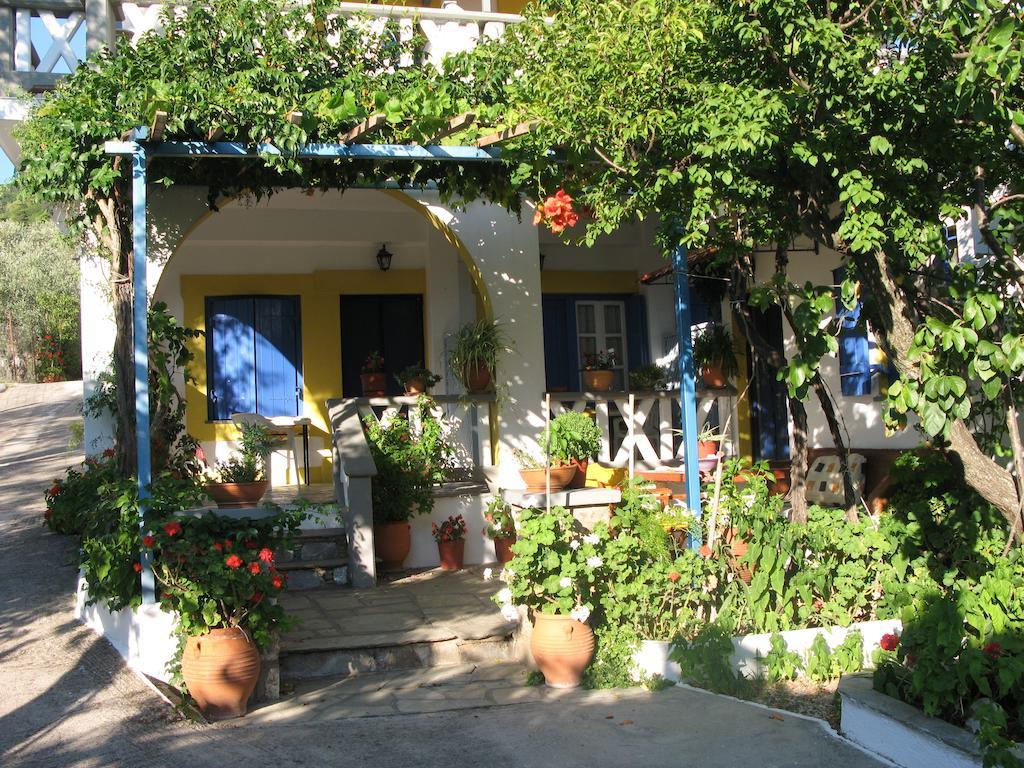 Alexandra Sofia Appartement Stafylos Kamer foto